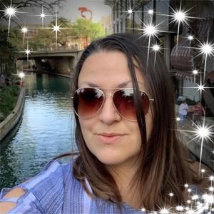 Meet your Posher, Dana